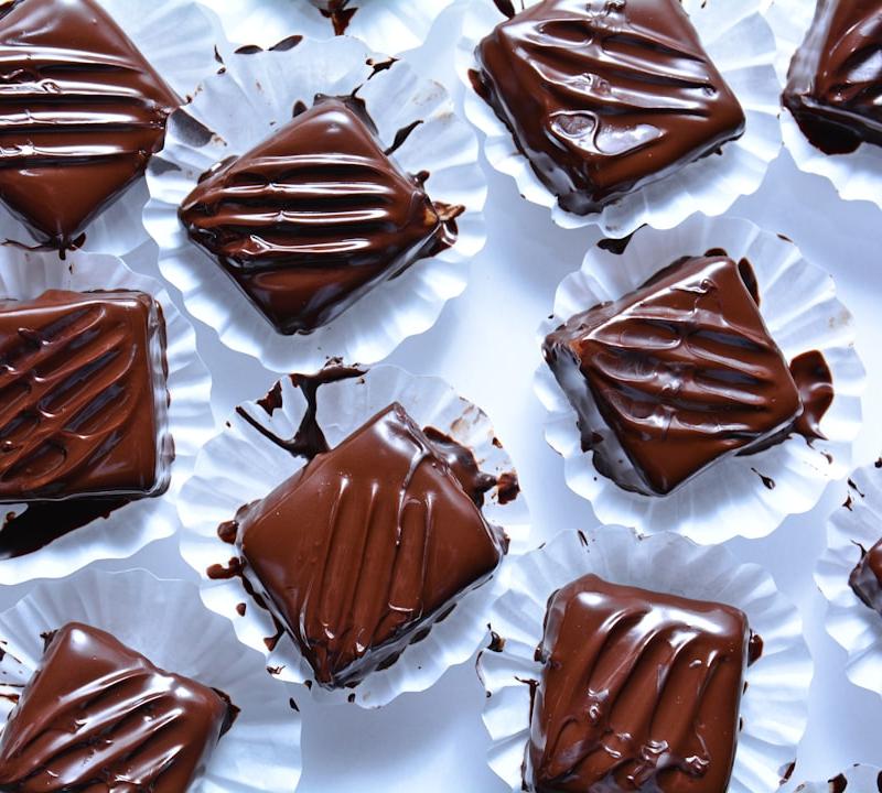 10-Minute Chocolate Fudge Squares