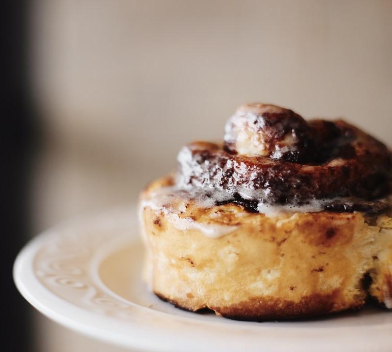 5-Min Banana Date Cinnamon Bites