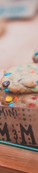 4-Ingredient M&M Cookies
