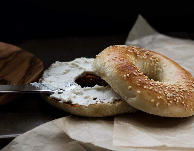 Cream Cheese & Tomato Bagel