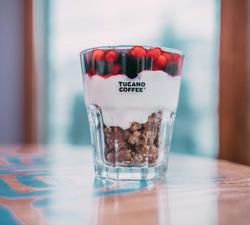 Raspberry Yogurt Parfait