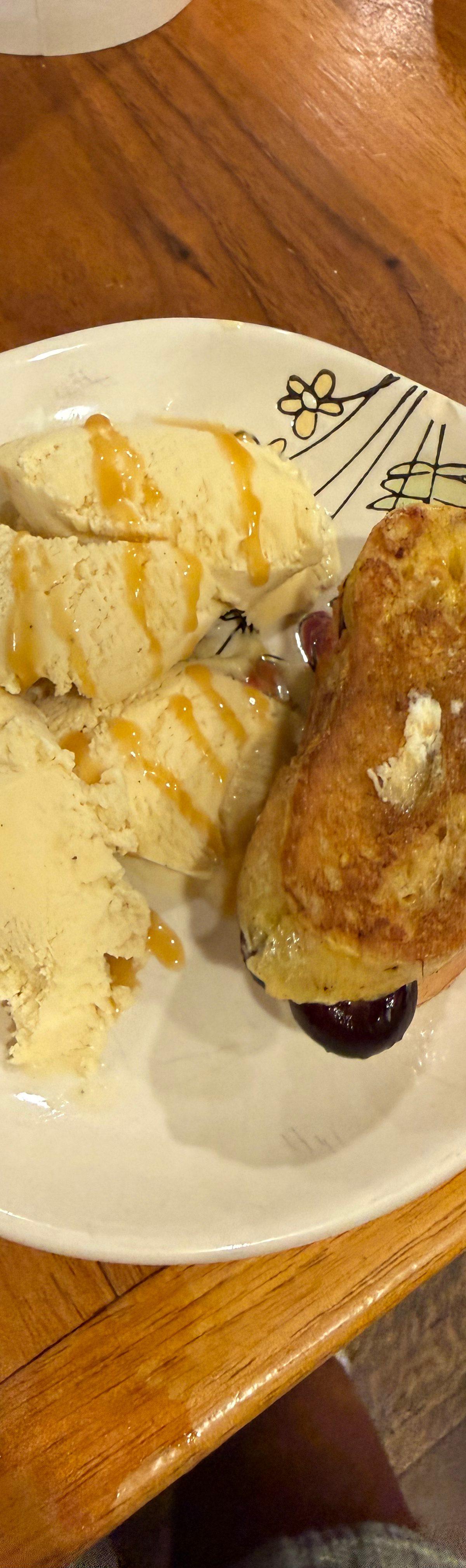 Pancake with Vanilla Ice Cream and Caramel Sauce